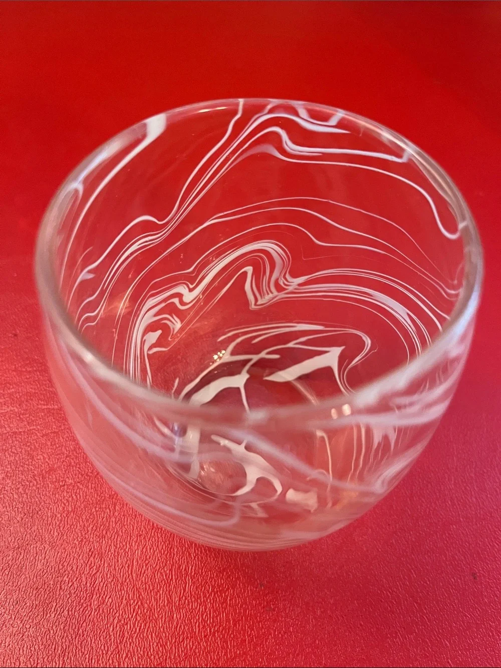 Juliska Marbled Stemless Wine Glass - light pink Swirl